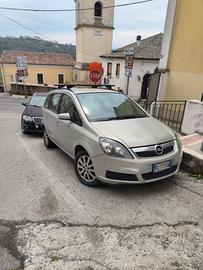 Opel zafira buone condizioni 