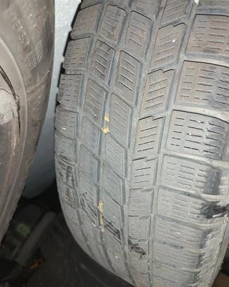 cerchi raggio 14 con gomme Pirelli 185/60 R14
