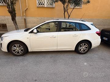 Chevrolet Cruze SW 1.7d 136cv cambio manuale