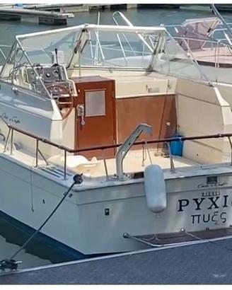 Chris Craft 31 Commander