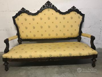 DIVANO IN LEGNO + POLTRONA