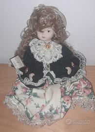 bambola in ceramica capodimonte realizzata a mano