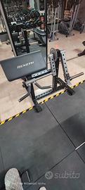 Bicep Curl Machine (Panca Scott a carico libero)