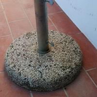 Piantana in cemento per ombrellone