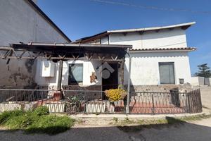 3 LOCALI A FRANCAVILLA AL MARE