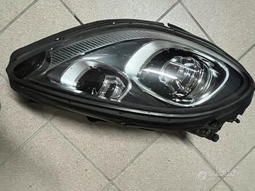 Faro ant sx porsche macan 2015