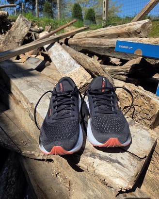 Brooks Adrenaline GTS 24 Black/Orange 44.5