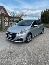 PEUGEUT 208 Allure 1.2 82cv - 2017 NEOPATENTATI