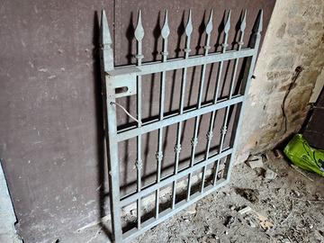Cancello pedonale in ferro zincato