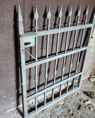 Cancello pedonale in ferro zincato