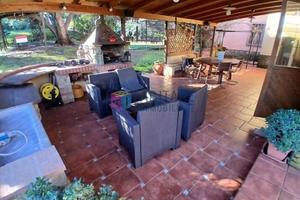 Villa di 284 m² con più di 5 locali a Collesalvett