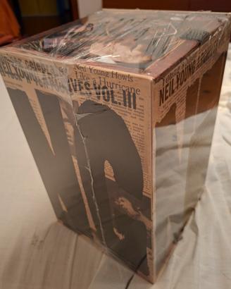 NEIL YOUNG ARCHIVES VOL. 3 DELUXE 10cd+5 b.ray box