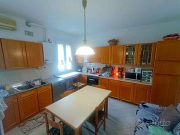 Villetta a schiera di 100 m² con 4 locali e box au