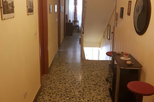 Ampio appartamento con terrazzi via Nunzio costa