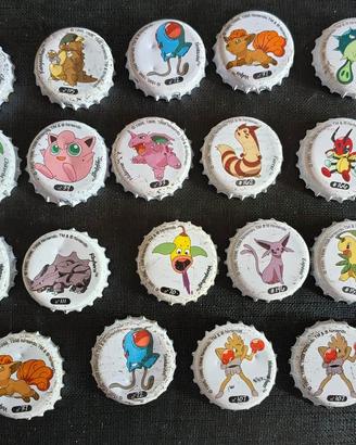 Lotto 21 tappi a corona succhi Yoga Pokemon cap