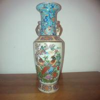 vaso di porcellana giapponese 
