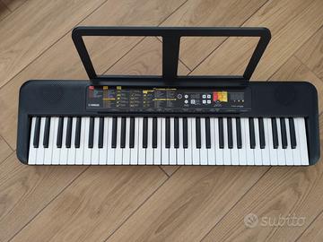 Tastiera Yamaha PSR-F52 61 tasti