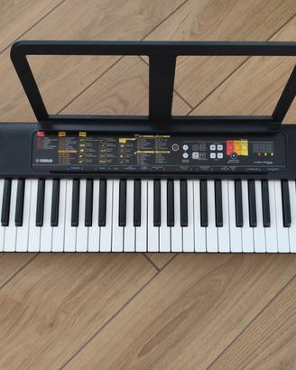 Tastiera Yamaha PSR-F52 61 tasti