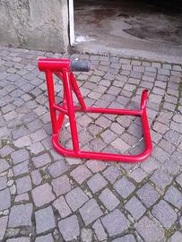 Cavalletto posteriore MV Brutale