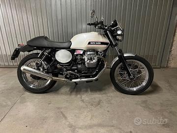 Moto Guzzi V7 anno 2008