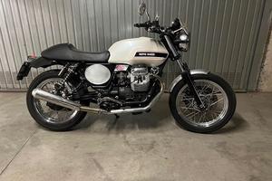Moto Guzzi V7 anno 2008