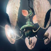 Lampadario in ferro e vetro