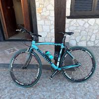 Bici bianchi in carbonio