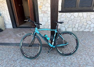 Bici bianchi in carbonio