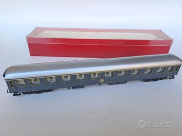 Carrozza di 1 classe FS, Rivarossi 1/80