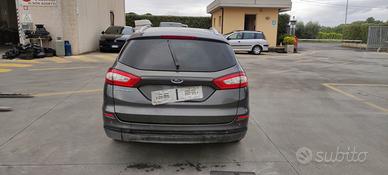 Portellone paraurti stop Ford Mondeo 2014