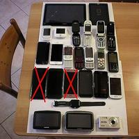 Lotto Smartphone Cellulari Tablet rotti (ricambi)