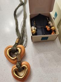 Collana orecchini e anello
