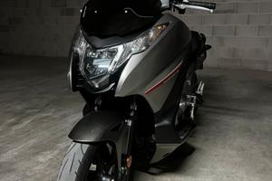 Honda integra 750 S DCT