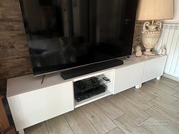 Mobile TV moderno