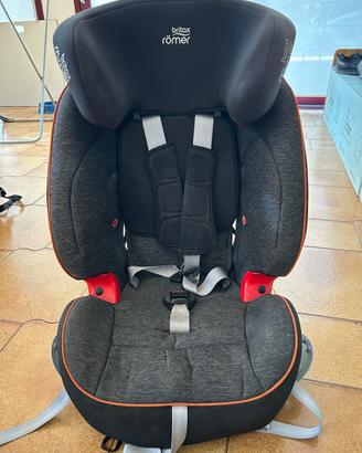 Seggiolino auto 9-18 kg