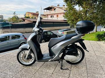 HONDA SH 150 PASSAGGIO GARANZIA TAGLIANDO INCLUS