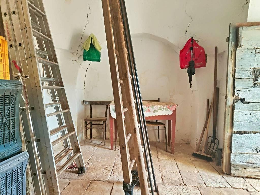 Rustico / Casale di 27 m² con 1 locale a Putignano - Altro