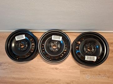 3 Cerchi in Ferro NUOVI 16" Originali VW - Skoda 