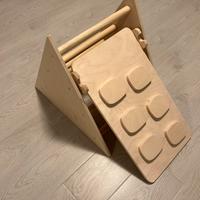 Triangolo montessoriano in legno