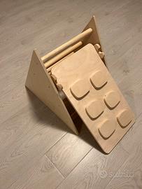 Triangolo montessoriano in legno