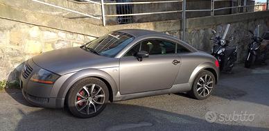 Audi TT Quattro 225 CV Coupè