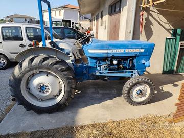 Trattore Ford 3000