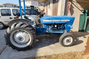 Trattore Ford 3000
