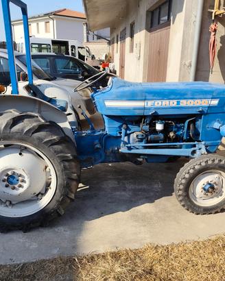Trattore Ford 3000