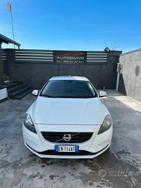 Volvo V40 D2 1.6 Summum