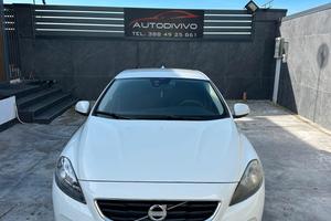 Volvo V40 D2 1.6 Summum