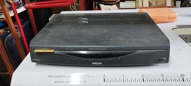 tre decoder satellitare 