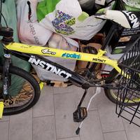 bmx gialla e nera