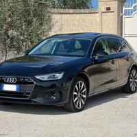 AUDI A4 Avant 40 TDI S tronic Business Adv.