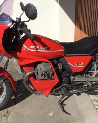 Moto Guzzi V 65 SP